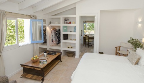 Habitación doble, balcón (SEBASTIAN MIRANDA)