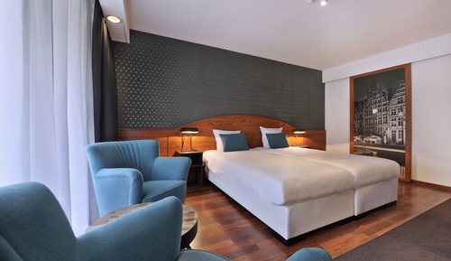 Habitación estándar con 2 camas individuales (road side)