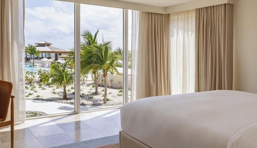 Superior Two Bedroom Oceanview Suite (bedroom1:1 king bed; Bedroom 2: 2 double beds; sofa bed)