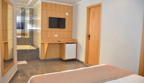 Suite, bañera de hidromasaje