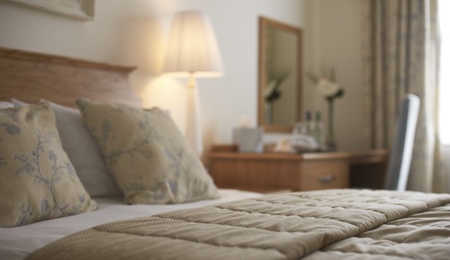 Habitación superior con 1 cama doble o 2 individuales