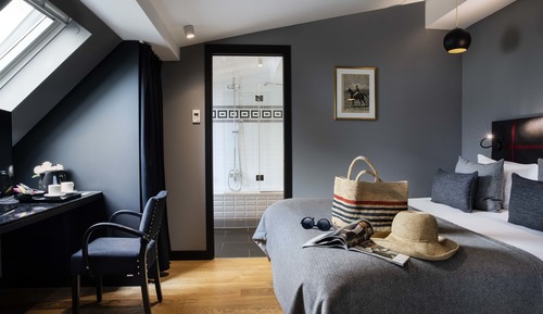 Suite familiar