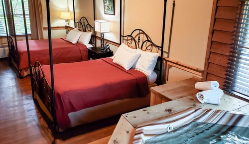 Cabaña familiar, varias camas, bañera de hidromasaje (Deluxe Double Cabin)