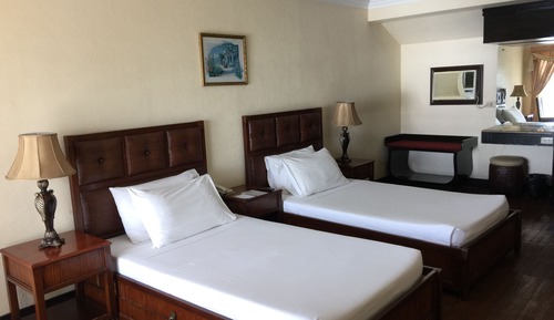 Deluxe Horizon Suite