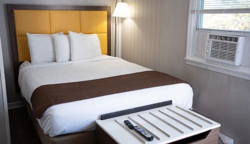 Habitación estándar, 1 cama doble con sofá cama, vistas a la piscina