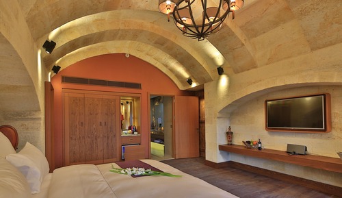 Deluxe Stone Suite ( Inara )