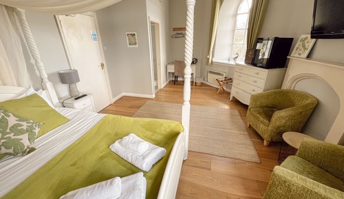 Habitación doble, baño privado (Large Four Poster)