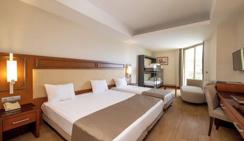 Habitación cuádruple estándar