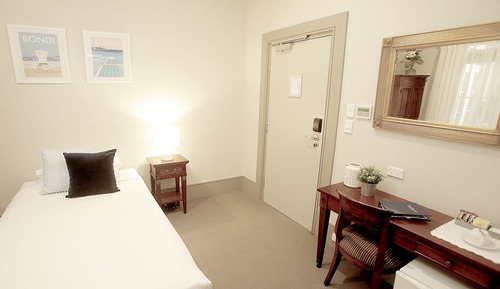 Habitación individual, baño privado