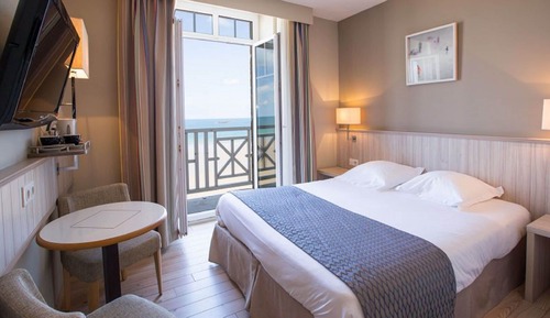 Habitación doble, balcón, vistas al mar