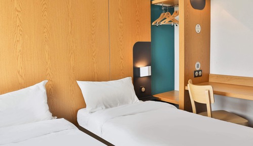 Habitación estándar con 2 camas individuales, no fumadores