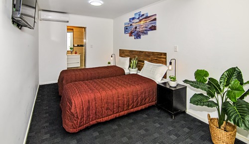 Habitación de diseño con 2 camas individuales, 2 camas individuales
