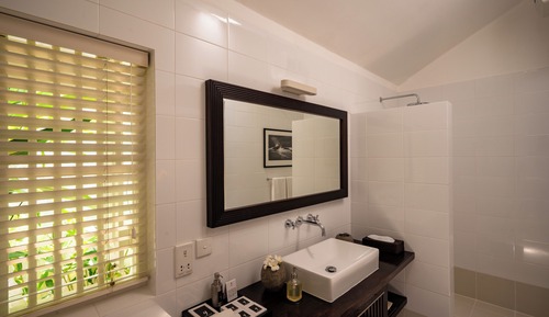 Deluxe King Room - Evening Tea Service & Extended Check-in & Check-out