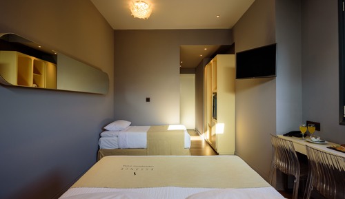 Habitación triple Elite, vistas a la ciudad