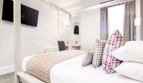 Four Poster Double Room