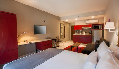 Suite, 1 cama de matrimonio con sofá cama