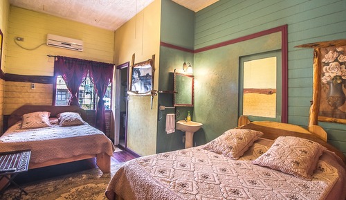 Habitación Confort, varias camas