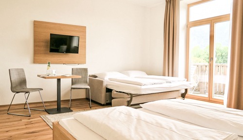Habitación cuádruple Confort, balcón