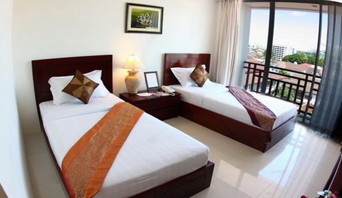 Habitación superior con 1 cama doble o 2 individuales