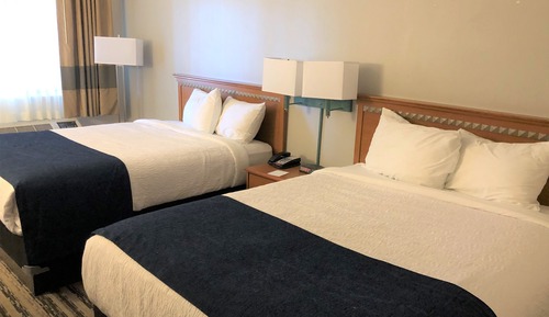 Habitación doble, 2 camas de matrimonio, no fumadores