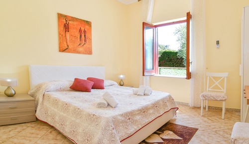 Apartamento familiar, 1 habitación, baño privado, planta baja
