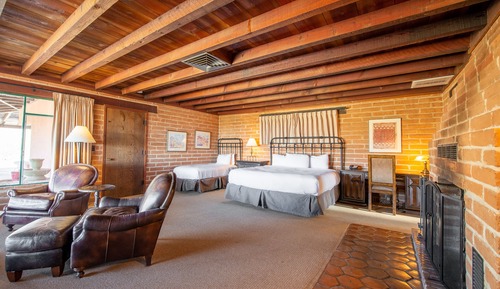 Habitación (Javalina Heights Casita King & Twin)