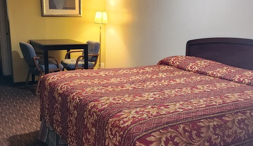 Habitación económica, 1 cama de matrimonio grande, fumadores, vistas a la ciudad