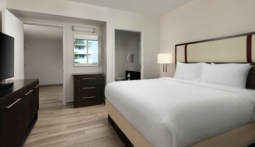 Suite, 1 habitación (Mobility Accessible, Roll-In Shower)