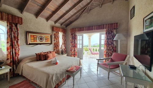 Villa exclusiva, 2 habitaciones, baño privado, vistas a la playa