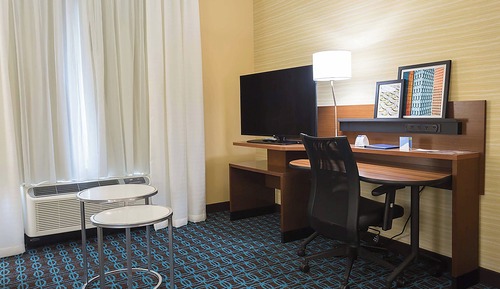 Estudio, 1 cama de matrimonio grande con sofá cama