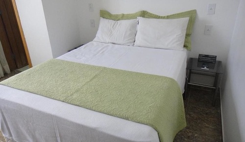 Habitación superior con 1 cama doble o 2 individuales