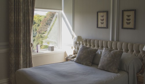 Double Room, Lake View (Single Occupancy)