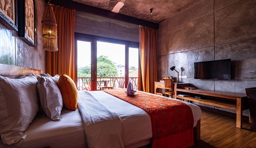 Habitación doble superior, 1 cama de matrimonio grande, bañera, vistas a la ciudad