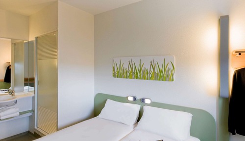 Habitación con 2 camas individuales, 2 camas individuales