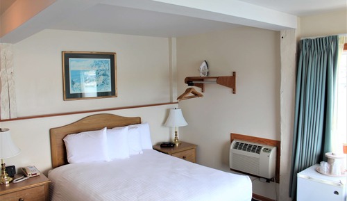 Habitación (Tug Pier End)