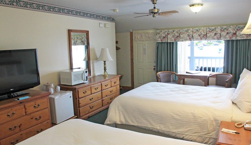 Habitación estándar doble, 2 camas de matrimonio (Marina Front)