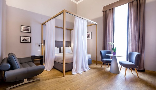 Suite junior, vistas al río