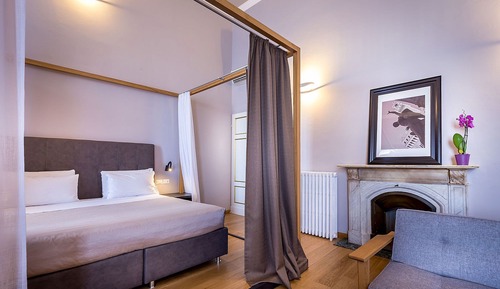 Suite, vistas al río
