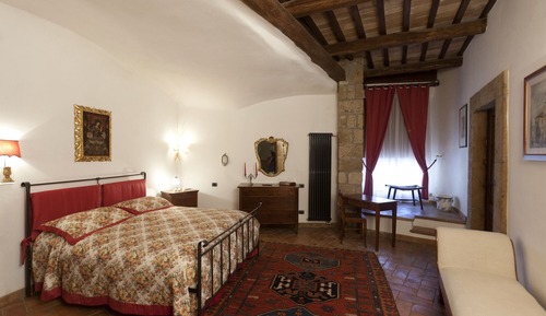 Suite de lujo, 1 cama de matrimonio, bañera de hidromasaje (100-300 meters from check-in location)