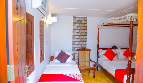 Luxury Triple Room