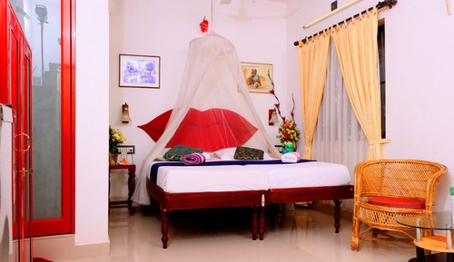 Habitación Deluxe doble, 2 camas individuales (AC room with balcony having twin beds)