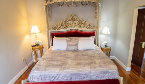 Habitación presidencial, 1 cama de matrimonio grande, bañera de hidromasaje (Balcony)
