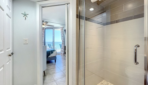 Apartamento, varias camas, balcón, vistas al mar (Oceania Beach Club 303)