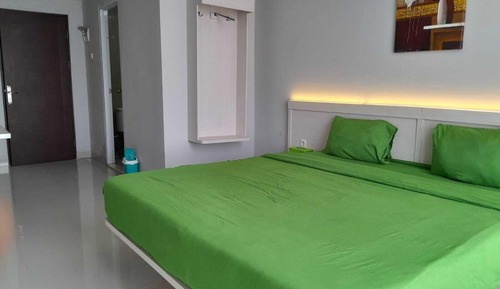 Standard Room, City View