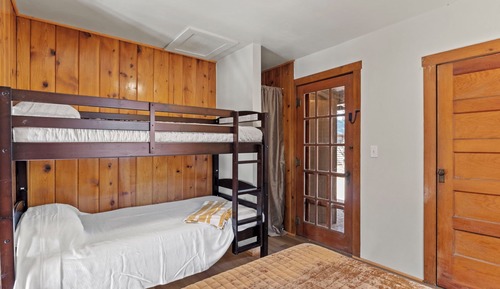Cabin, Mountain View
