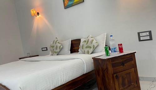 Exclusive Double Room, Balcony, Hill View