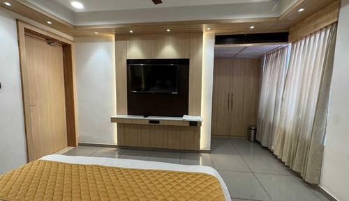 Deluxe Double Room, Garden View