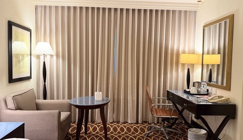 Deluxe Room, 1 Queen Bed