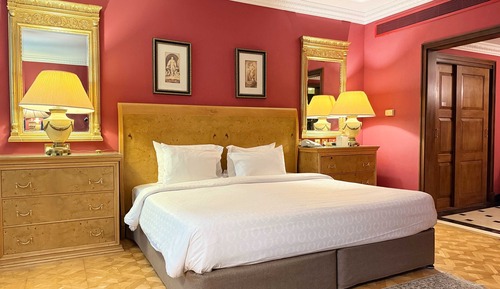 Royal Suite