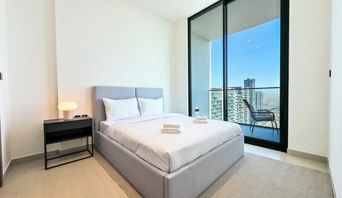 Luxury Apartment, Balcony, City View